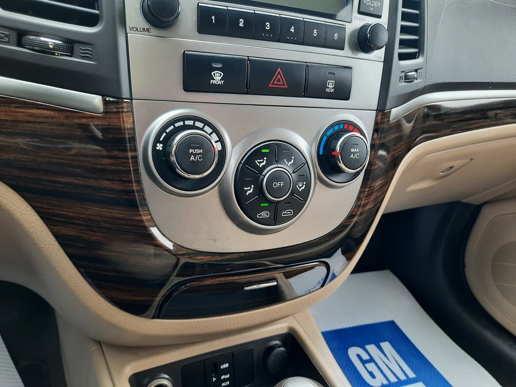 2010 Hyundai Santa Fe GL in Hebbville, Nova Scotia - 16 - w1024h768px