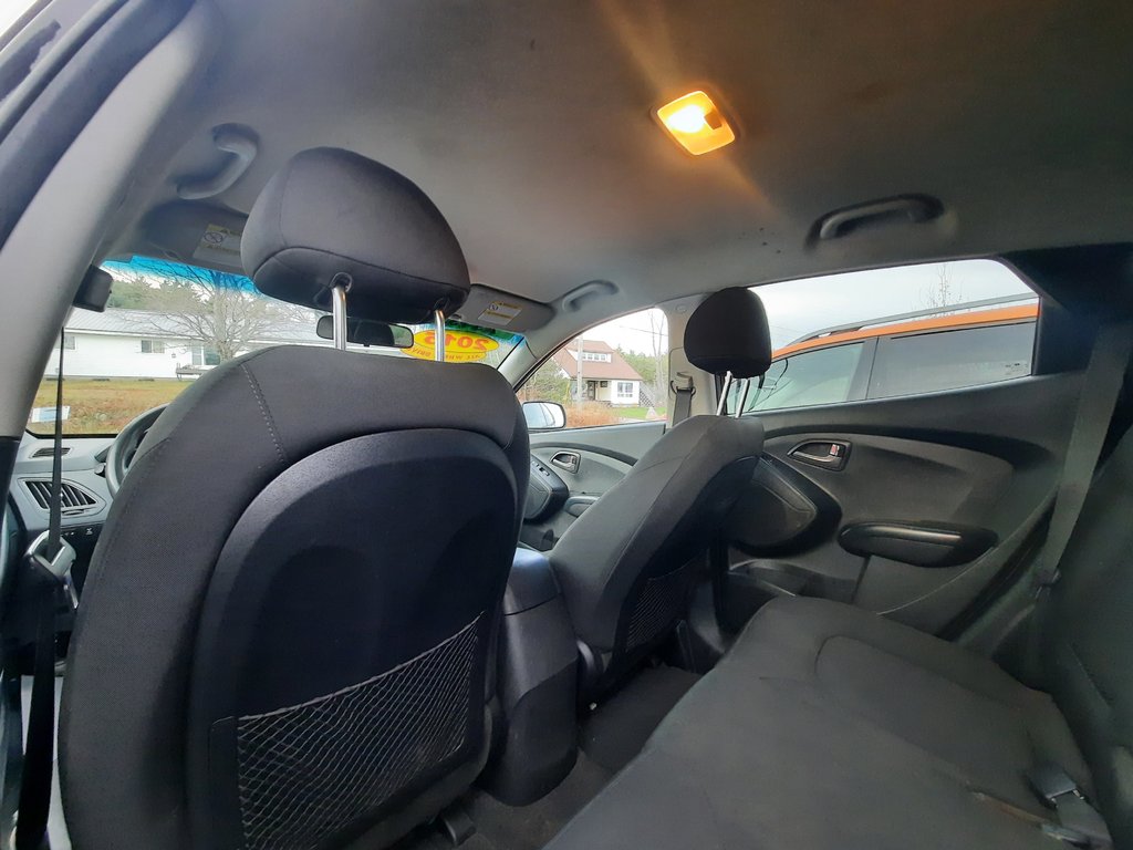 2015 Hyundai Tucson GL in Hebbville, Nova Scotia - 27 - w1024h768px