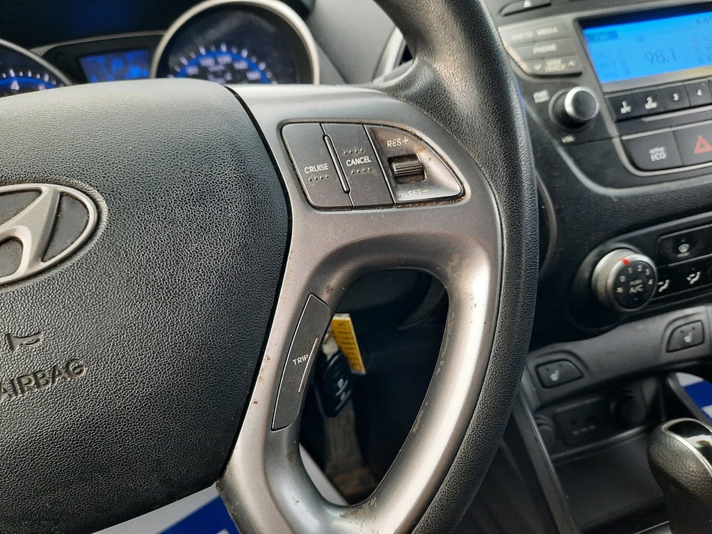 2015 Hyundai Tucson GL in Hebbville, Nova Scotia - 13 - w1024h768px