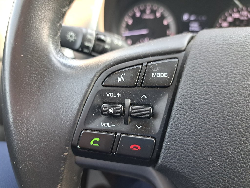 2016 Hyundai Tucson Premium in Hebbville, Nova Scotia - 16 - w1024h768px