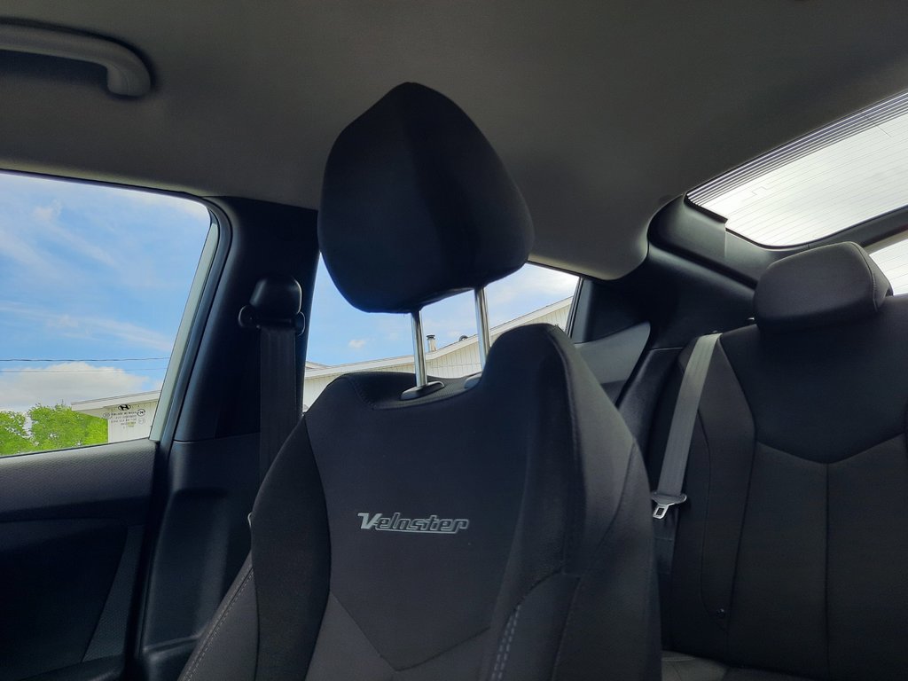 2012 Hyundai Veloster BASE in Hebbville, Nova Scotia - 22 - w1024h768px