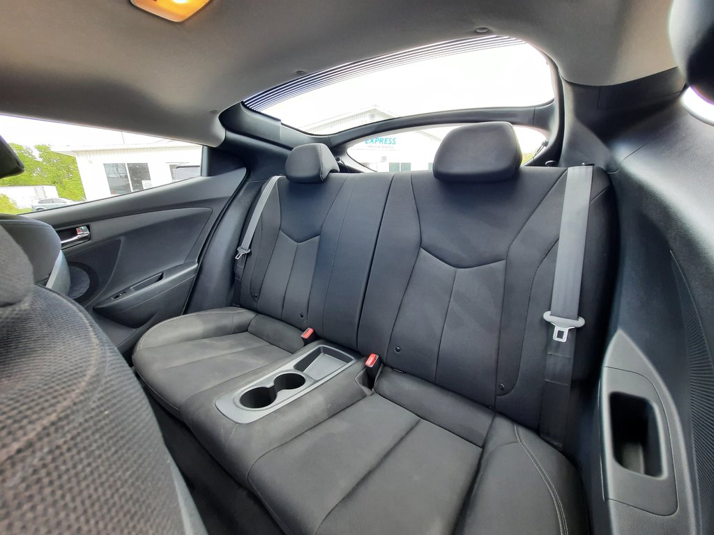 2012 Hyundai Veloster BASE in Hebbville, Nova Scotia - 24 - w1024h768px