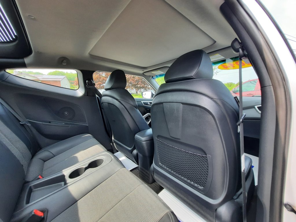 2014 Hyundai Veloster W/Tech in Hebbville, Nova Scotia - 28 - w1024h768px