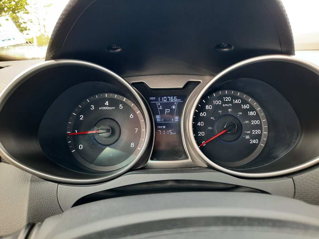 2014 Hyundai Veloster W/Tech in Hebbville, Nova Scotia - 16 - w1024h768px