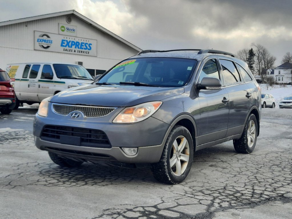 2011 Hyundai Veracruz GLS in Hebbville, Nova Scotia - 1 - w1024h768px