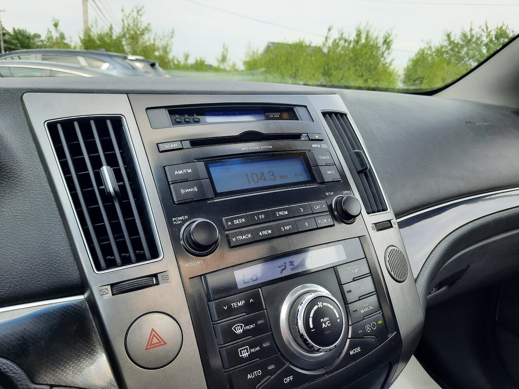 2012 Hyundai Veracruz GLS in Hebbville, Nova Scotia - 15 - w1024h768px