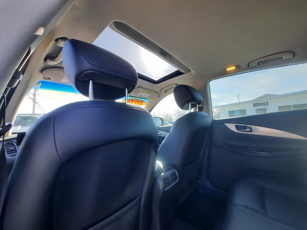 2016 Infiniti QX50 BASE in Hebbville, Nova Scotia - 25 - w1024h768px