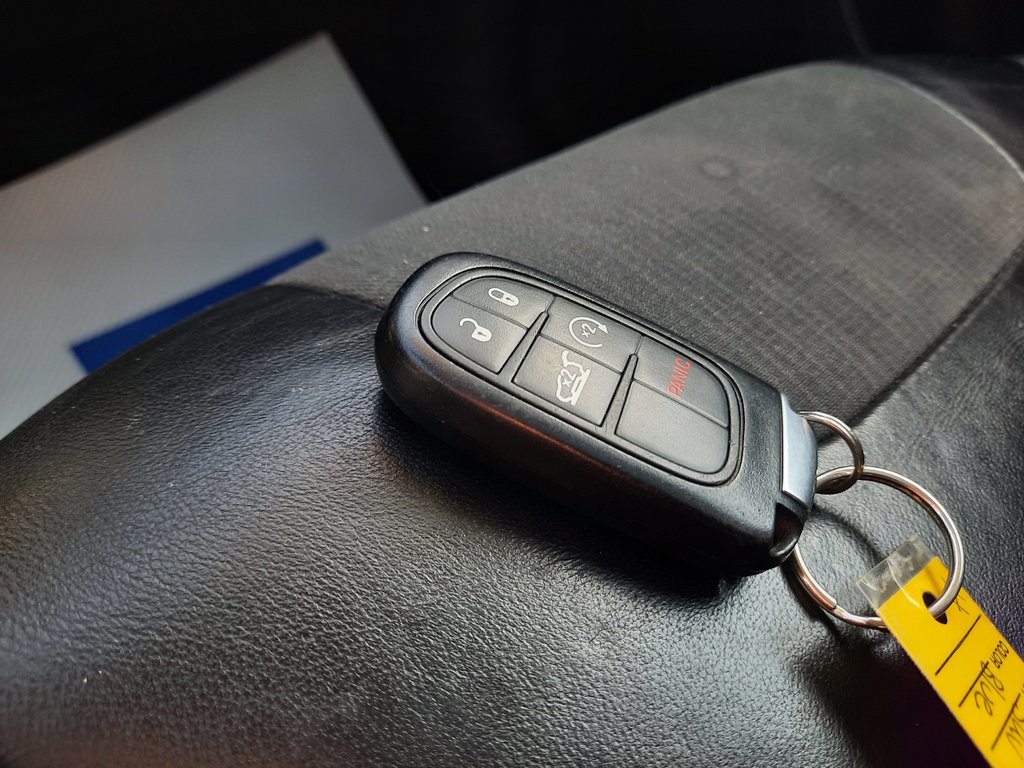 2018 Jeep Cherokee Trailhawk in Hebbville, Nova Scotia - 32 - w1024h768px