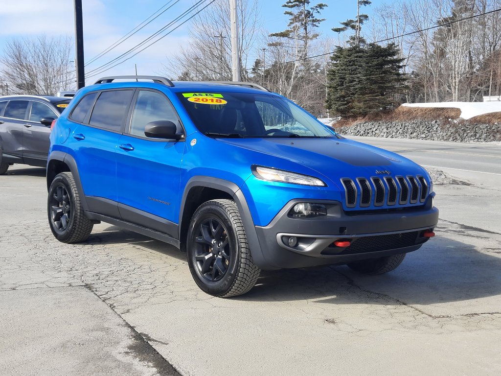 2018 Jeep Cherokee Trailhawk in Hebbville, Nova Scotia - 5 - w1024h768px