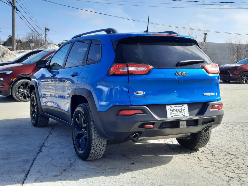 2018 Jeep Cherokee Trailhawk in Hebbville, Nova Scotia - 8 - w1024h768px
