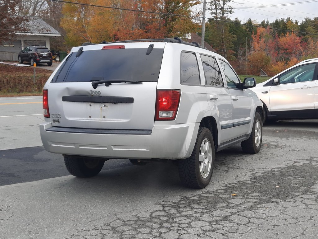 2009 Jeep Grand Cherokee Laredo in Hebbville, Nova Scotia - 7 - w1024h768px