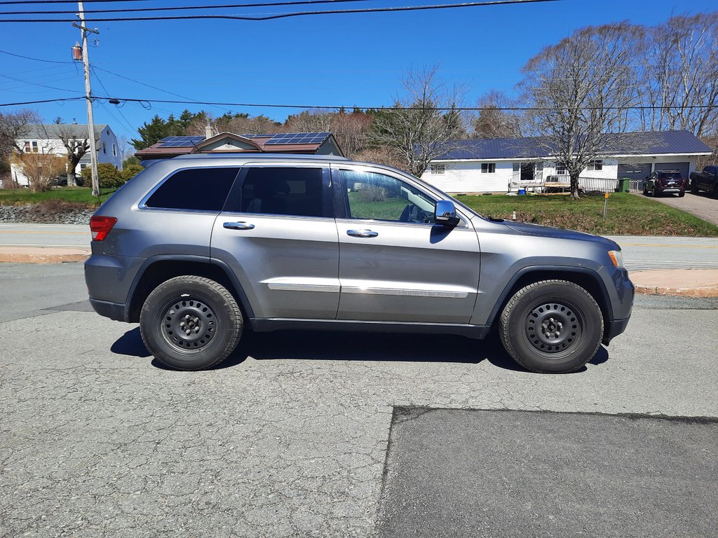 2012 Jeep Grand Cherokee Limited in Hebbville, Nova Scotia - 9 - w1024h768px