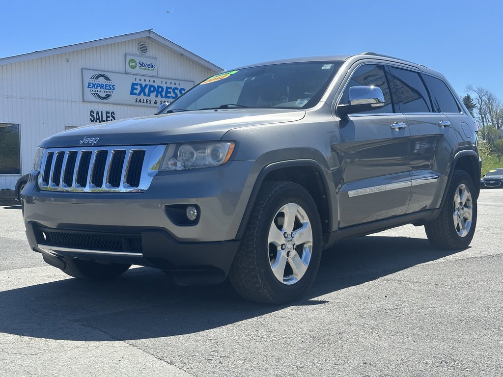 2012 Jeep Grand Cherokee Limited in Hebbville, Nova Scotia - 1 - w1024h768px