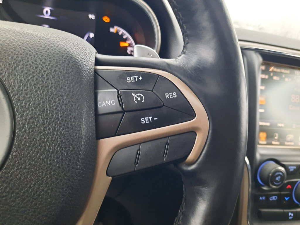 2014 Jeep Grand Cherokee Limited in Hebbville, Nova Scotia - 13 - w1024h768px