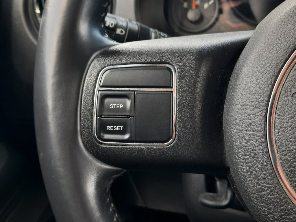 2015 Jeep Patriot North in Hebbville, Nova Scotia - 11 - w1024h768px