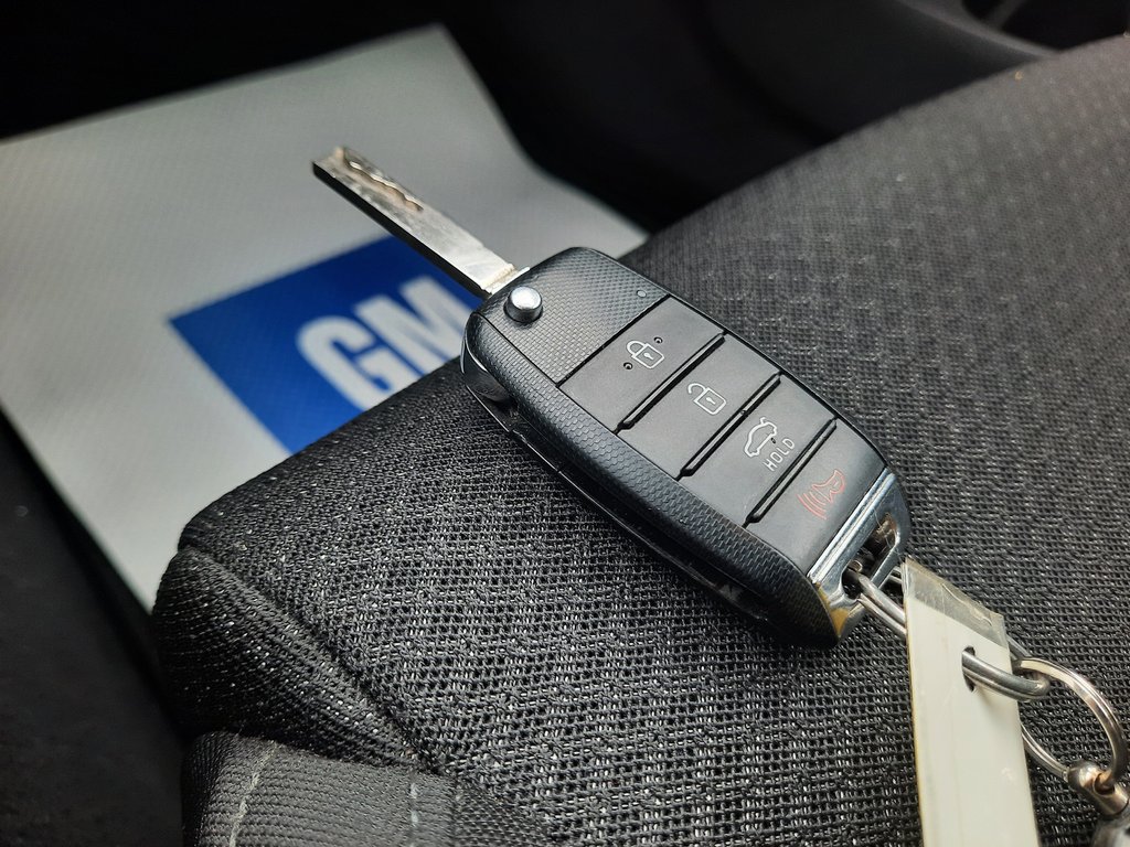 2016 Kia Optima LX in Hebbville, Nova Scotia - 28 - w1024h768px