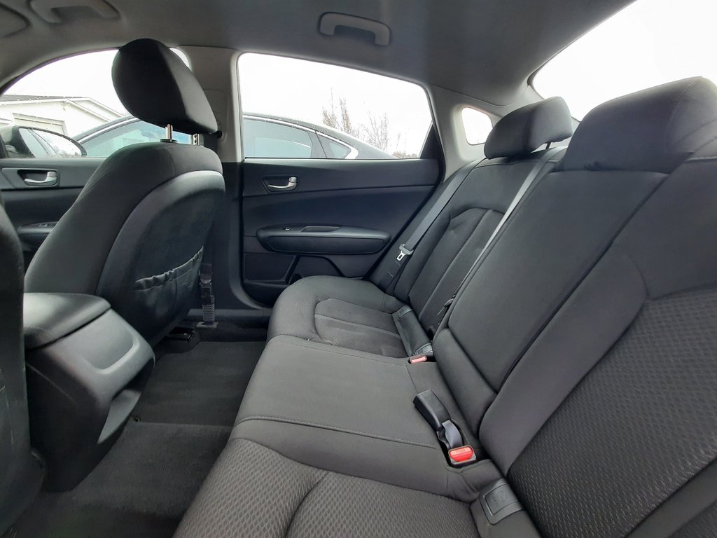 2016 Kia Optima LX in Hebbville, Nova Scotia - 25 - w1024h768px
