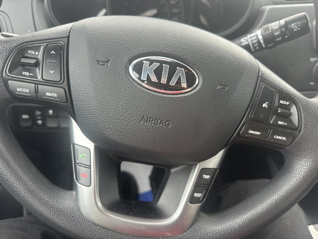 2015 Kia Rio LX+ ECO in Hebbville, Nova Scotia - 13 - w1024h768px