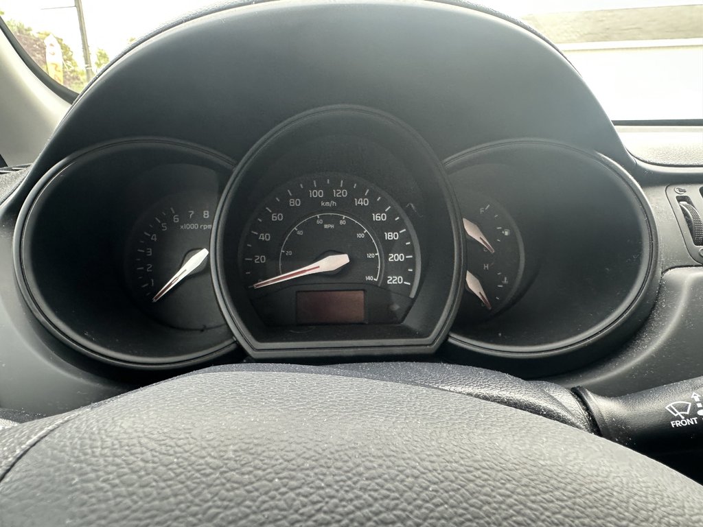 2015 Kia Rio LX+ ECO in Hebbville, Nova Scotia - 12 - w1024h768px