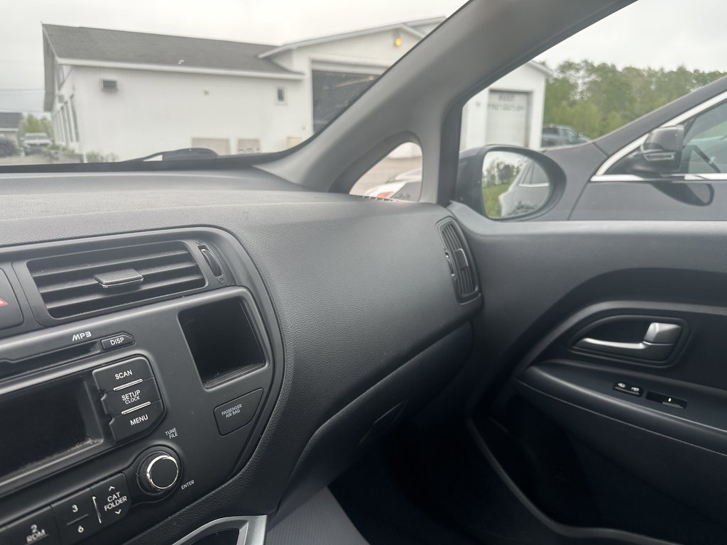 2015 Kia Rio LX+ ECO in Hebbville, Nova Scotia - 18 - w1024h768px