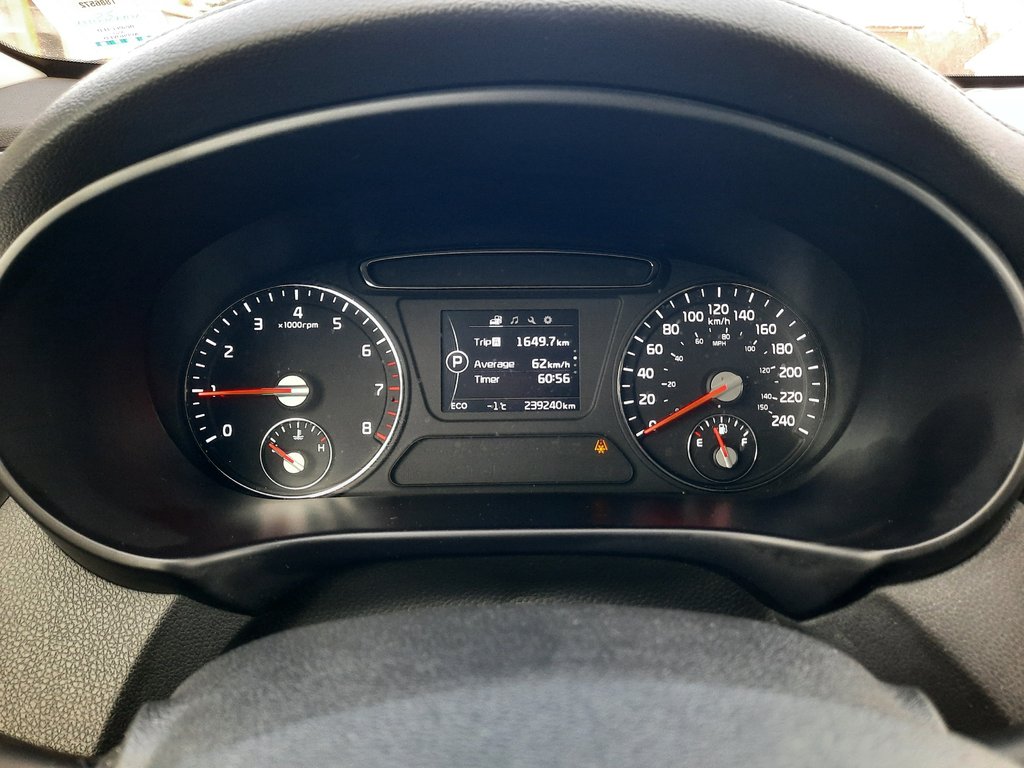 2017 Kia Sorento LX Turbo in Hebbville, Nova Scotia - 16 - w1024h768px