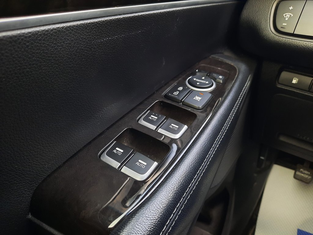 2017 Kia Sorento LX Turbo in Hebbville, Nova Scotia - 11 - w1024h768px