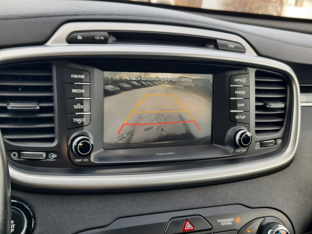 2017 Kia Sorento LX Turbo in Hebbville, Nova Scotia - 18 - w1024h768px