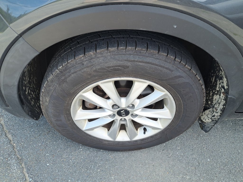 2019 Kia Sorento LX in Hebbville, Nova Scotia - 9 - w1024h768px