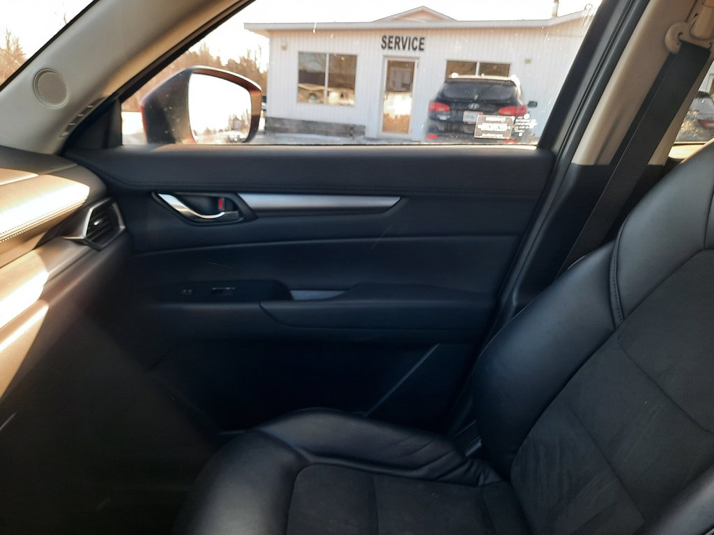 2017 Mazda CX-5 GS in Hebbville, Nova Scotia - 24 - w1024h768px