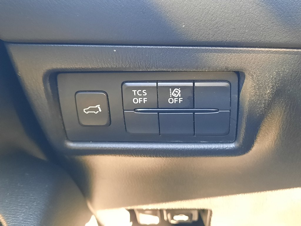 2017 Mazda CX-5 GS in Hebbville, Nova Scotia - 12 - w1024h768px