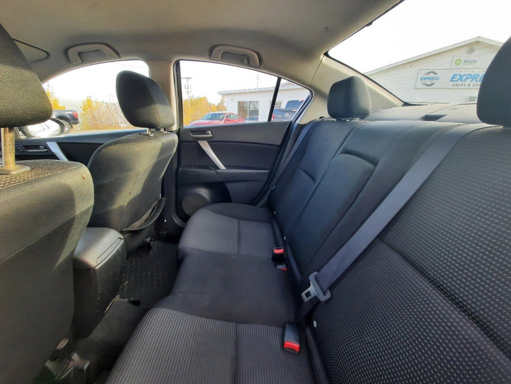 2012 Mazda 3 GS-SKY in Hebbville, Nova Scotia - 25 - w1024h768px