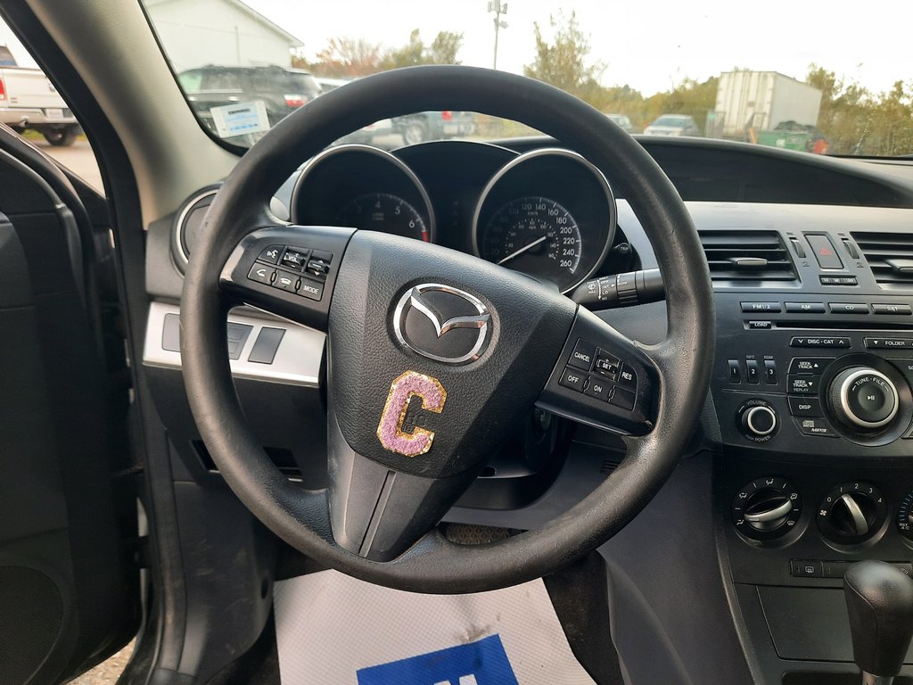 2013 Mazda 3 GX in Hebbville, Nova Scotia - 13 - w1024h768px
