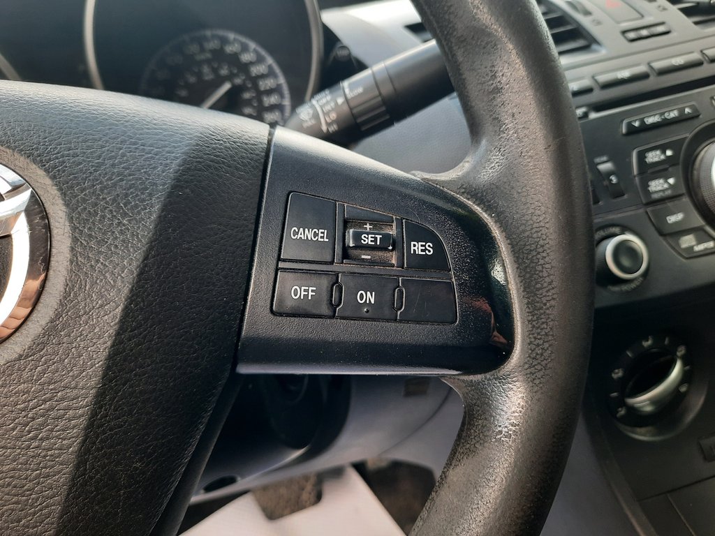 2013 Mazda 3 GX in Hebbville, Nova Scotia - 12 - w1024h768px