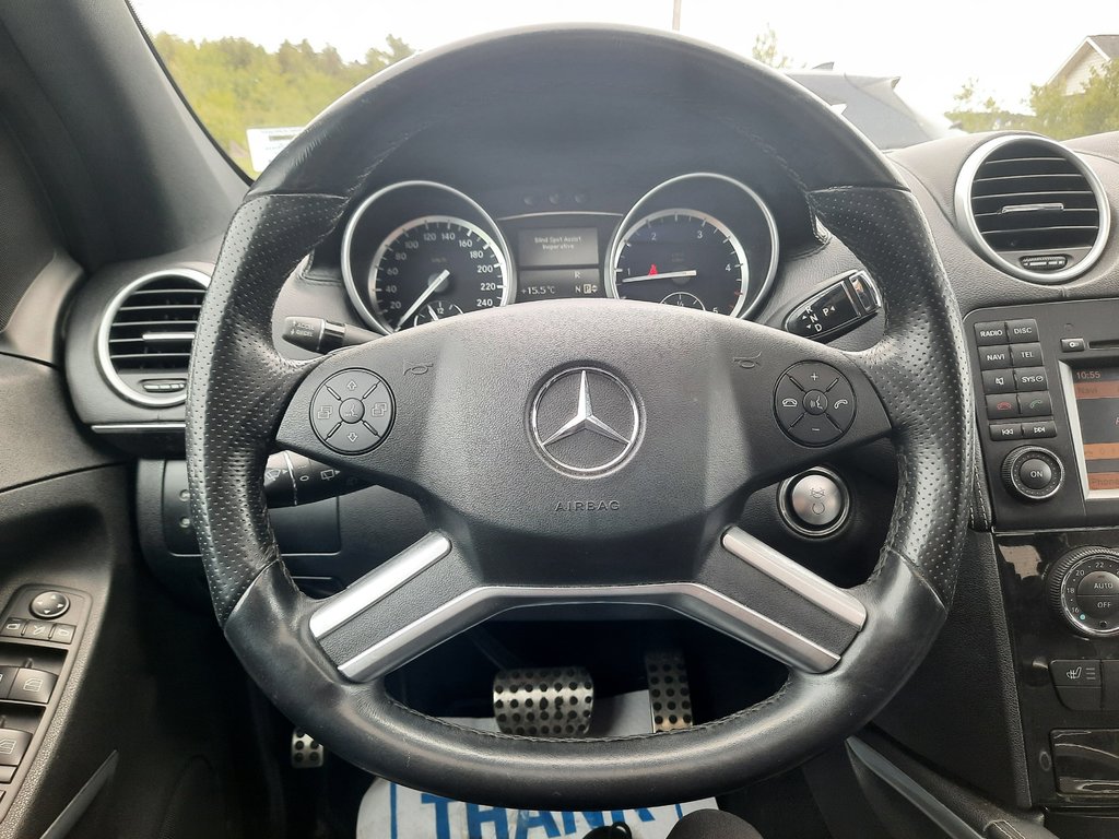 2011 Mercedes-Benz M-Class ML 350 BlueTEC in Hebbville, Nova Scotia - 14 - w1024h768px