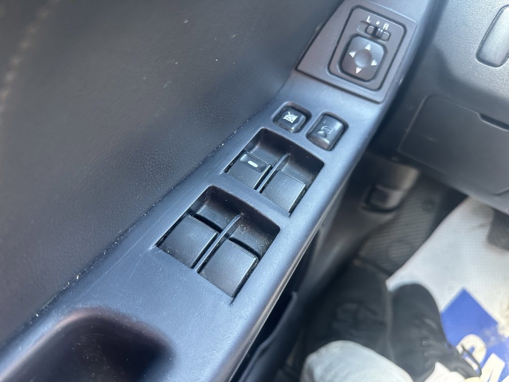 2015 Mitsubishi Lancer SE in Hebbville, Nova Scotia - 8 - w1024h768px