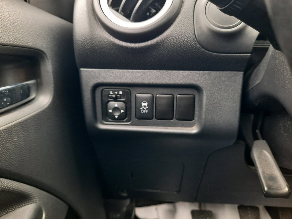 2015 Mitsubishi Mirage SE in Hebbville, Nova Scotia - 13 - w1024h768px