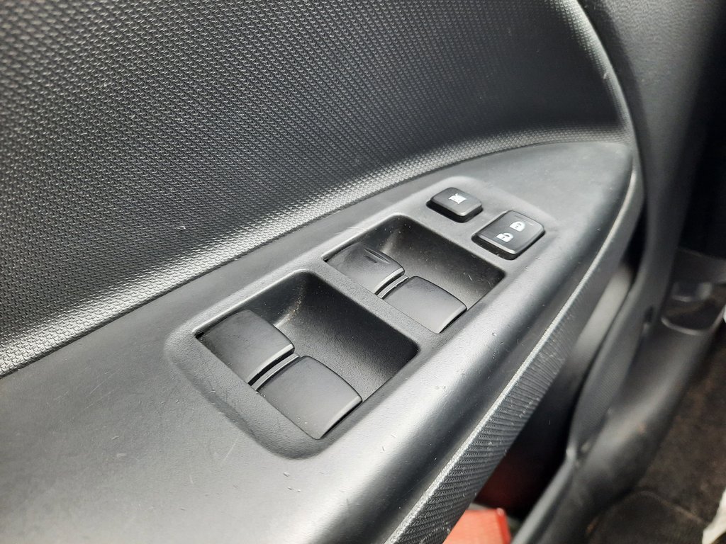 2015 Mitsubishi Mirage SE in Hebbville, Nova Scotia - 12 - w1024h768px