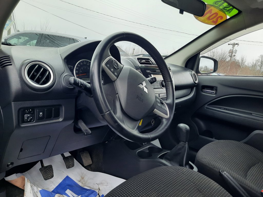 2015 Mitsubishi Mirage SE in Hebbville, Nova Scotia - 3 - w1024h768px