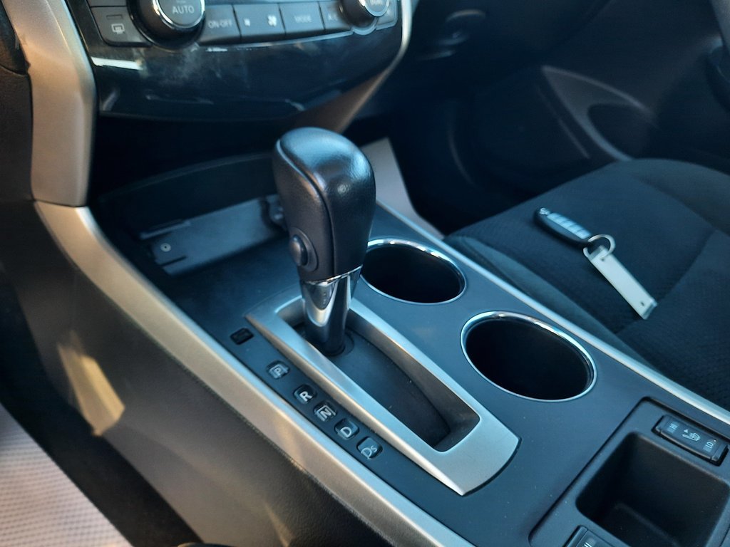 2015 Nissan Altima 2.5 in Hebbville, Nova Scotia - 18 - w1024h768px