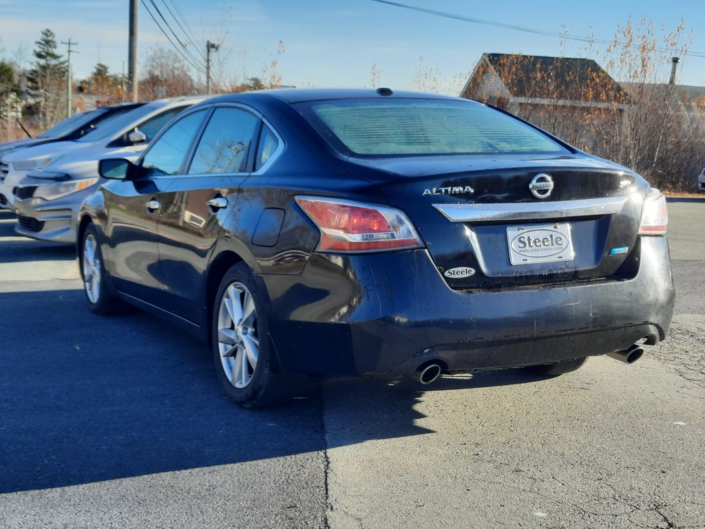 2015 Nissan Altima 2.5 in Hebbville, Nova Scotia - 8 - w1024h768px