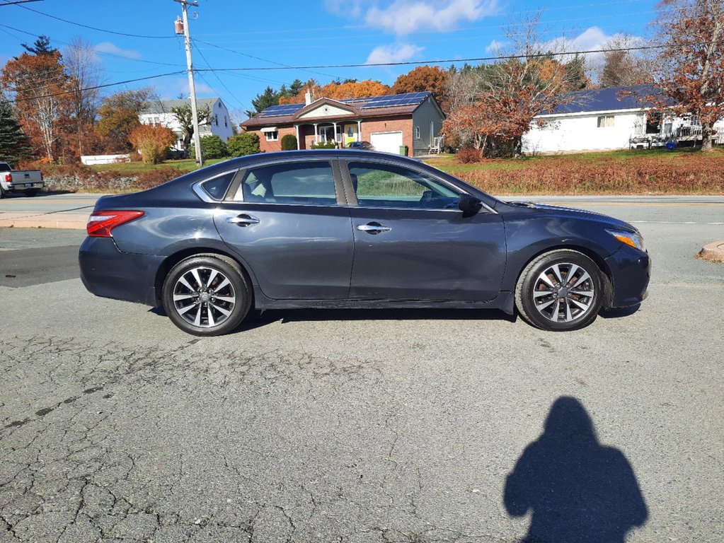 2017  Altima 2.5 SV in Hebbville, Nova Scotia - 6 - w1024h768px