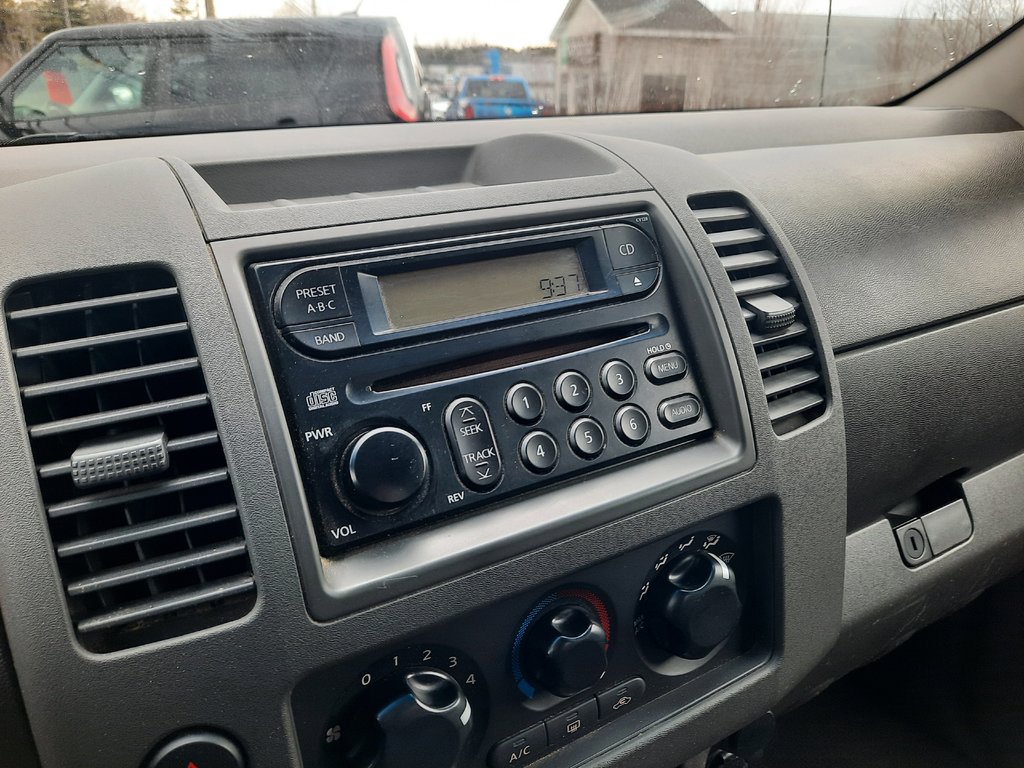 2006 Nissan Frontier SE in Hebbville, Nova Scotia - 13 - w1024h768px