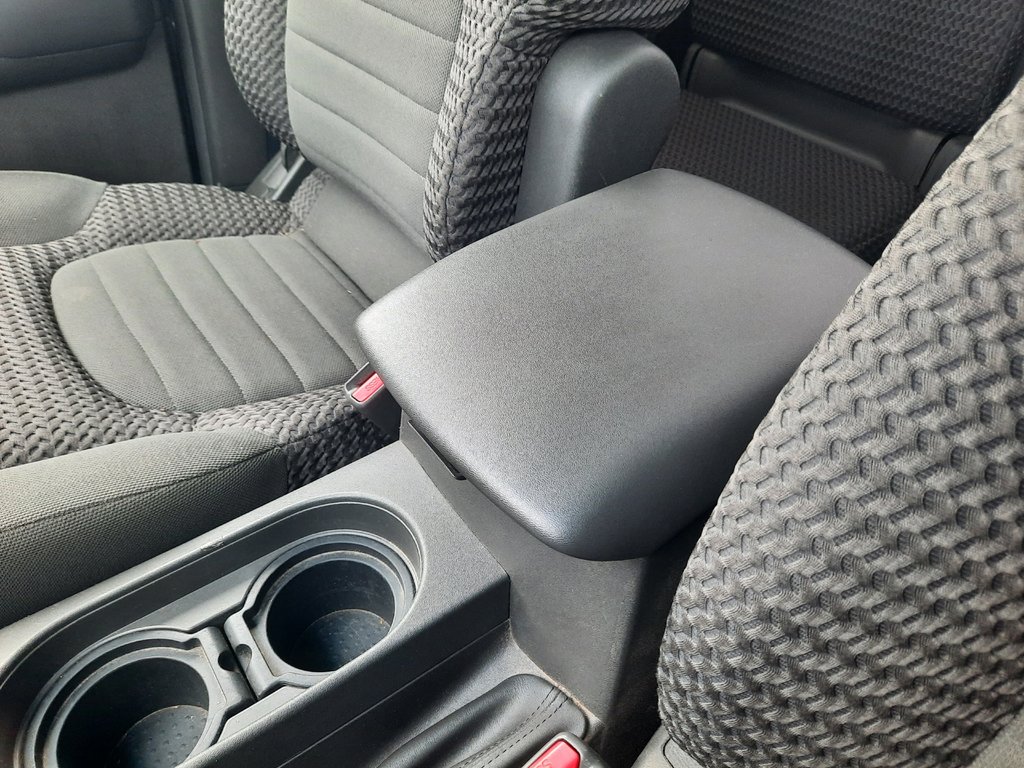 2006 Nissan Frontier SE in Hebbville, Nova Scotia - 16 - w1024h768px