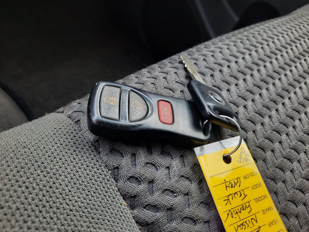 2006 Nissan Frontier SE in Hebbville, Nova Scotia - 22 - w1024h768px