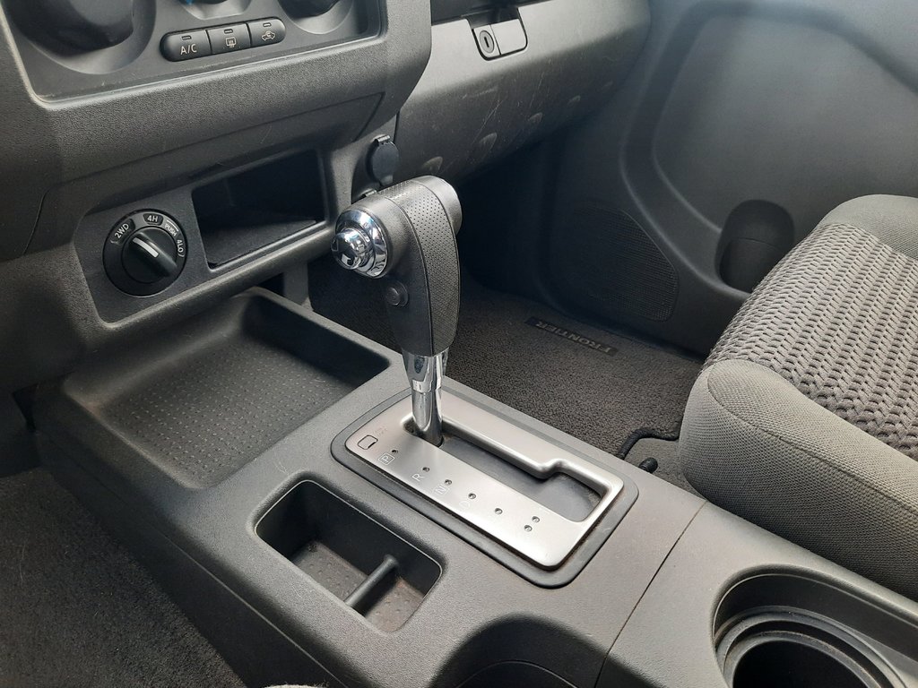 2006 Nissan Frontier SE in Hebbville, Nova Scotia - 15 - w1024h768px