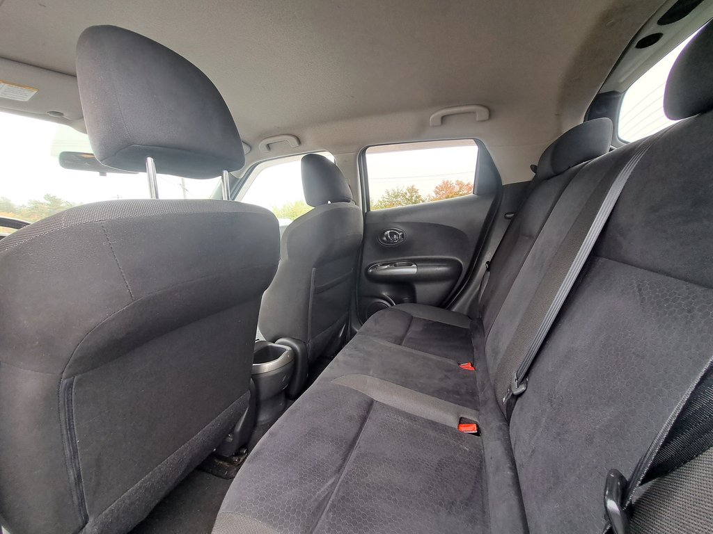2012 Nissan JUKE SV in Hebbville, Nova Scotia - 22 - w1024h768px