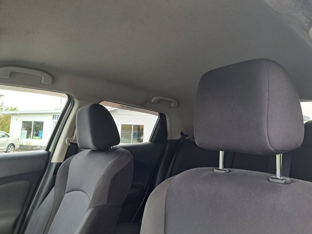 2012 Nissan JUKE SV in Hebbville, Nova Scotia - 4 - w1024h768px