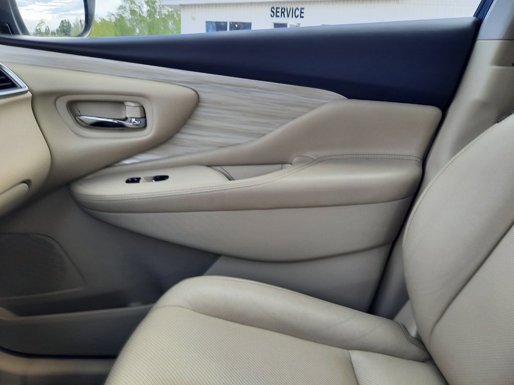 2017 Nissan Murano SV in Hebbville, Nova Scotia - 24 - w1024h768px