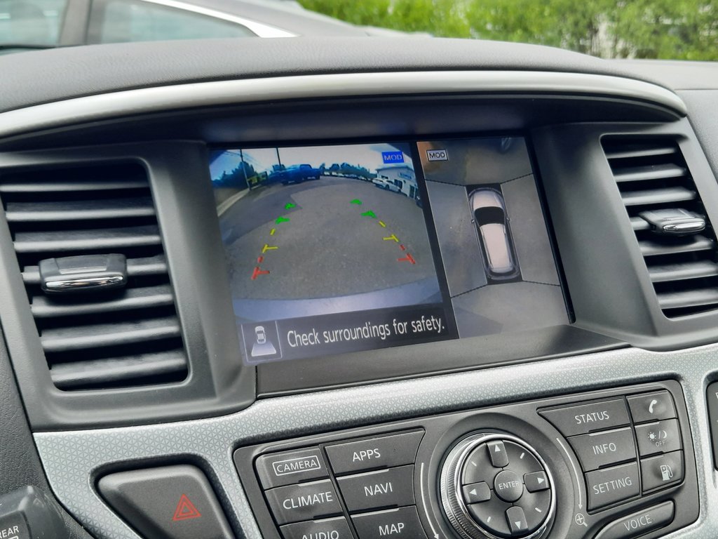 2018 Nissan Pathfinder SL Premium in Hebbville, Nova Scotia - 18 - w1024h768px