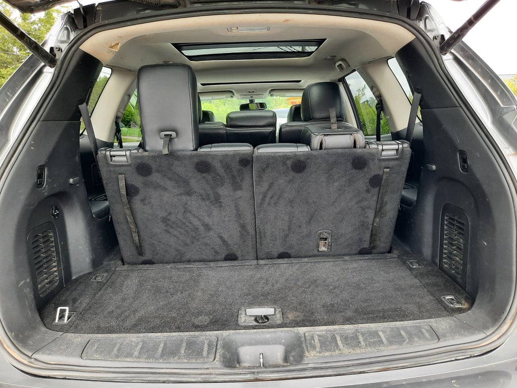 2018 Nissan Pathfinder SL Premium in Hebbville, Nova Scotia - 8 - w1024h768px
